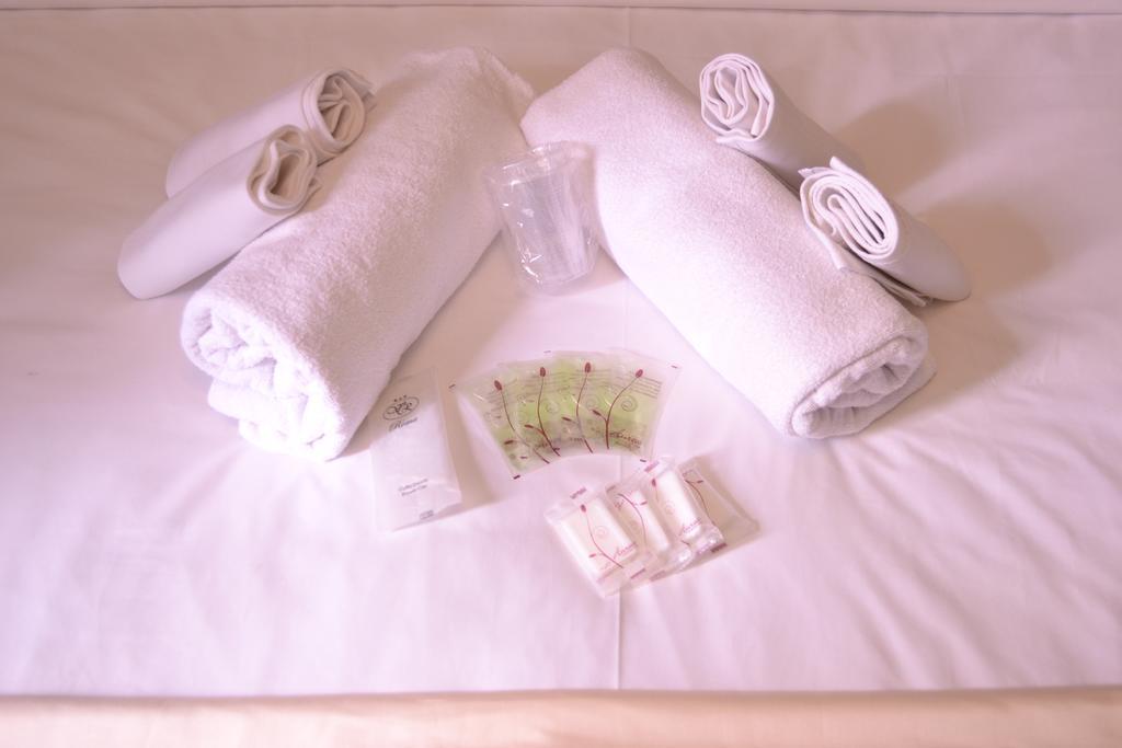 Tiburtina House Hotel โรม ภายนอก รูปภาพ
