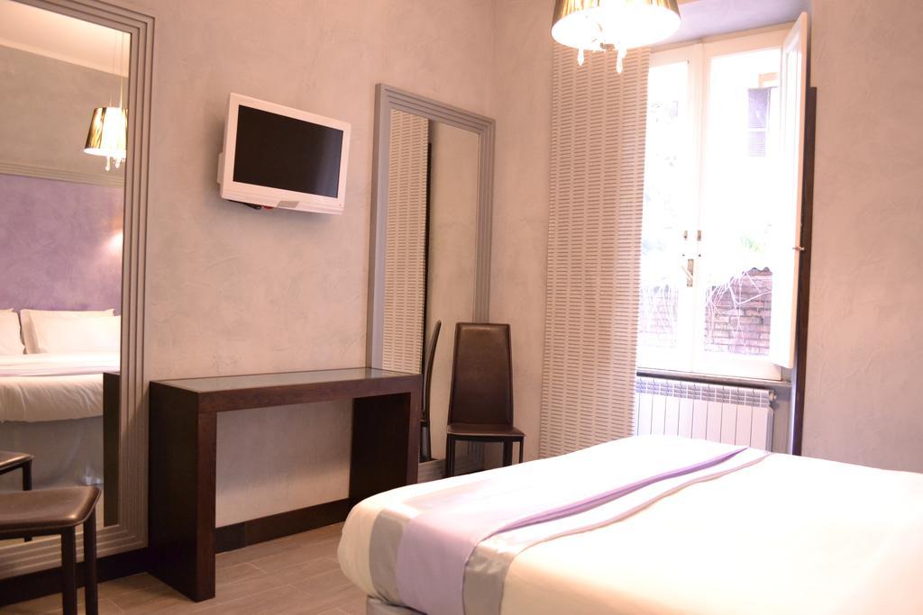 Tiburtina House Hotel โรม ภายนอก รูปภาพ