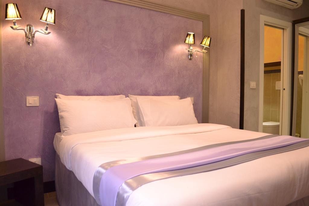 Tiburtina House Hotel โรม ภายนอก รูปภาพ