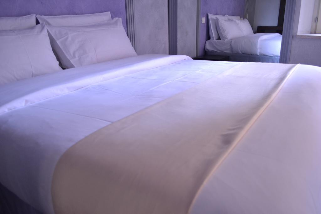 Tiburtina House Hotel โรม ภายนอก รูปภาพ