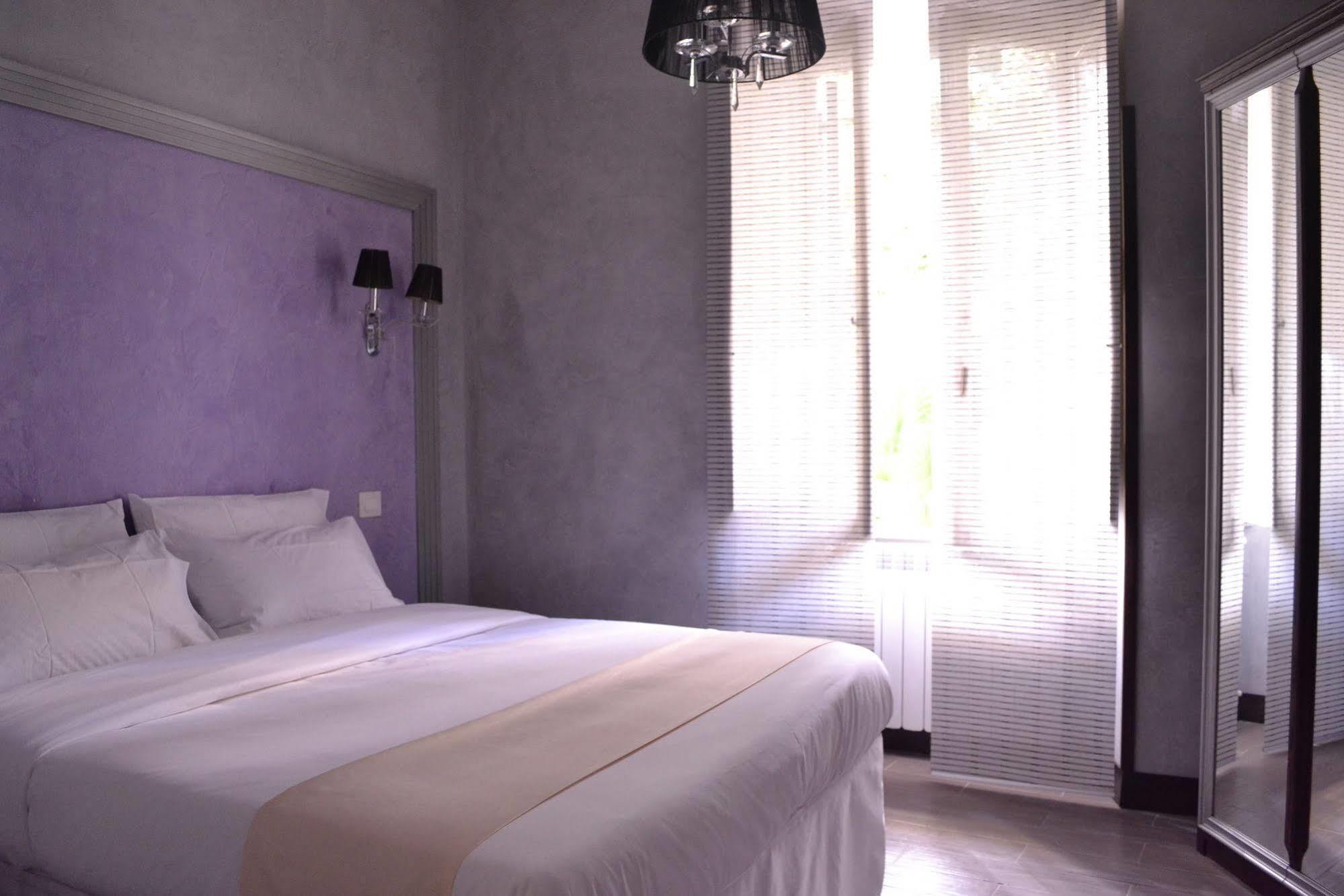 Tiburtina House Hotel โรม ภายนอก รูปภาพ